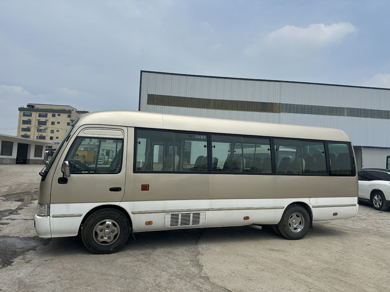 Coaster Instant Discount Don’t Miss - Xe bus đô thị: hình 1 Coaster Instant Discount Don’t Miss - Xe bus đô thị: hình 1