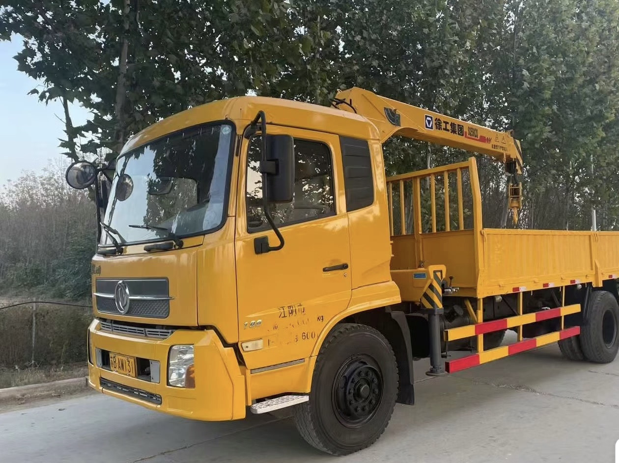 DONGFENG 4X4 CLICK HERE FOR DISCOUNT - Xe cẩu tự hành: hình 1 DONGFENG 4X4 CLICK HERE FOR DISCOUNT - Xe cẩu tự hành: hình 1