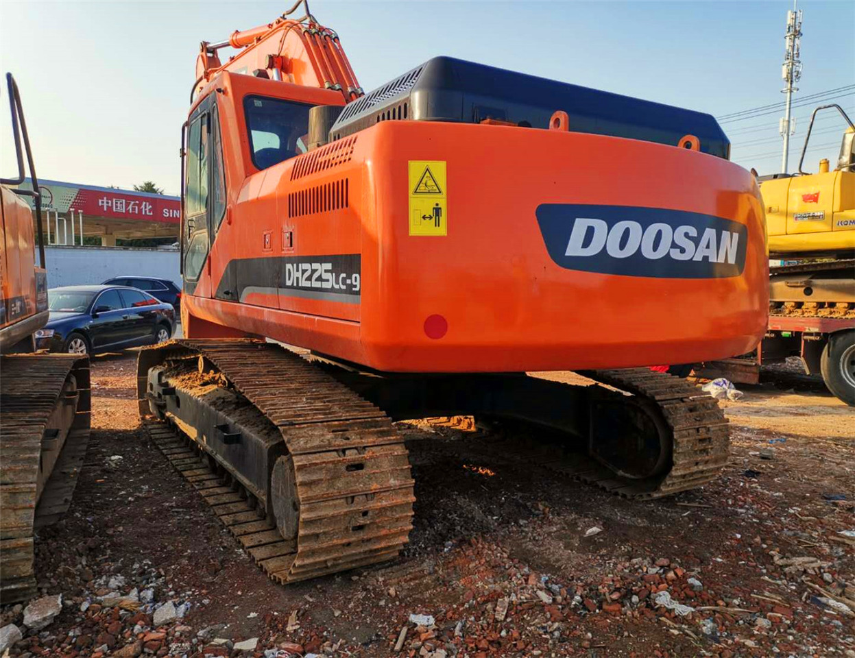 DOOSAN Crawler Excavator DH225 Click Here for Discount - Máy xúc bánh xích: hình 5 DOOSAN Crawler Excavator DH225 Click Here for Discount - Máy xúc bánh xích: hình 5