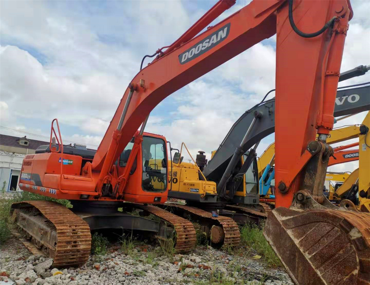 DOOSAN Excavator DH300 Click Here for Discount - Máy xúc bánh xích: hình 2 DOOSAN Excavator DH300 Click Here for Discount - Máy xúc bánh xích: hình 2