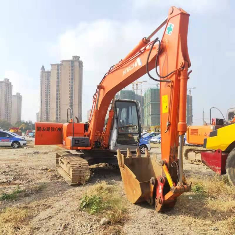 HITACHI EX120-5 - Máy xúc bánh xích: hình 5 HITACHI EX120-5 - Máy xúc bánh xích: hình 5