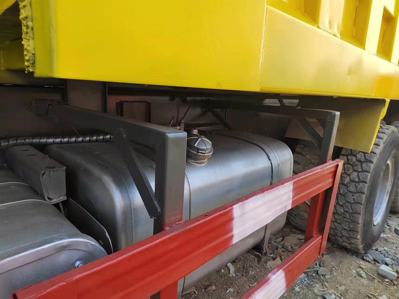 HOWO Dump truck 371 6/4 Click Here for Discount - Xe ben: hình 2 HOWO Dump truck 371 6/4 Click Here for Discount - Xe ben: hình 2