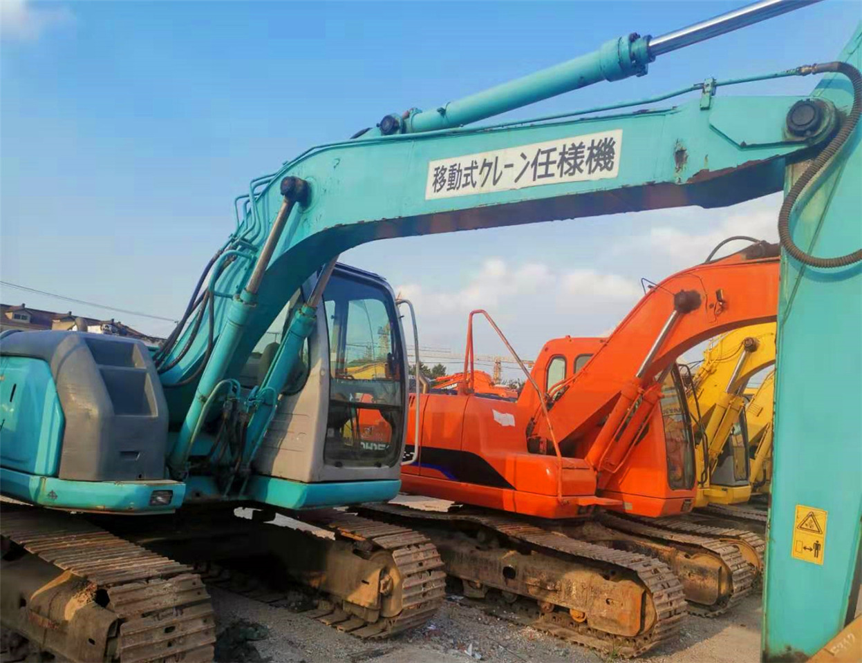 KOBELCO Crawler Excavator SK135 - Máy xúc bánh xích: hình 3 KOBELCO Crawler Excavator SK135 - Máy xúc bánh xích: hình 3