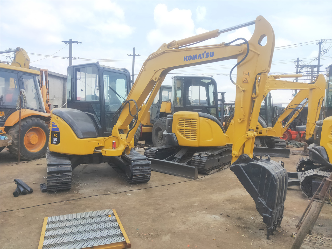 KOMATSU Mini Excavator PC50MR - Máy xúc mini: hình 2 KOMATSU Mini Excavator PC50MR - Máy xúc mini: hình 2