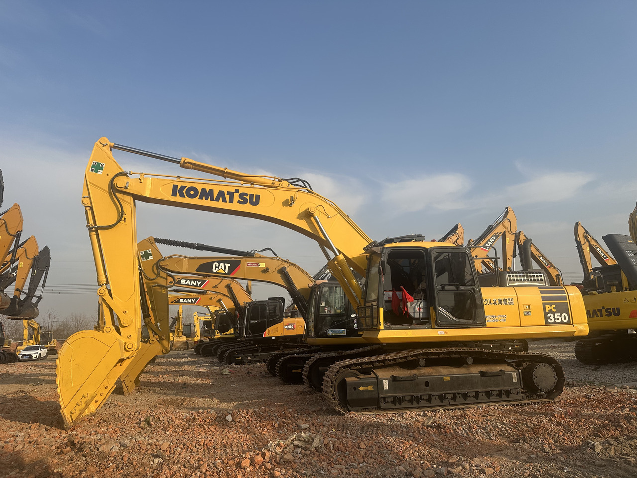 KOMATSU PC350 - Máy xúc bánh xích: hình 1 KOMATSU PC350 - Máy xúc bánh xích: hình 1
