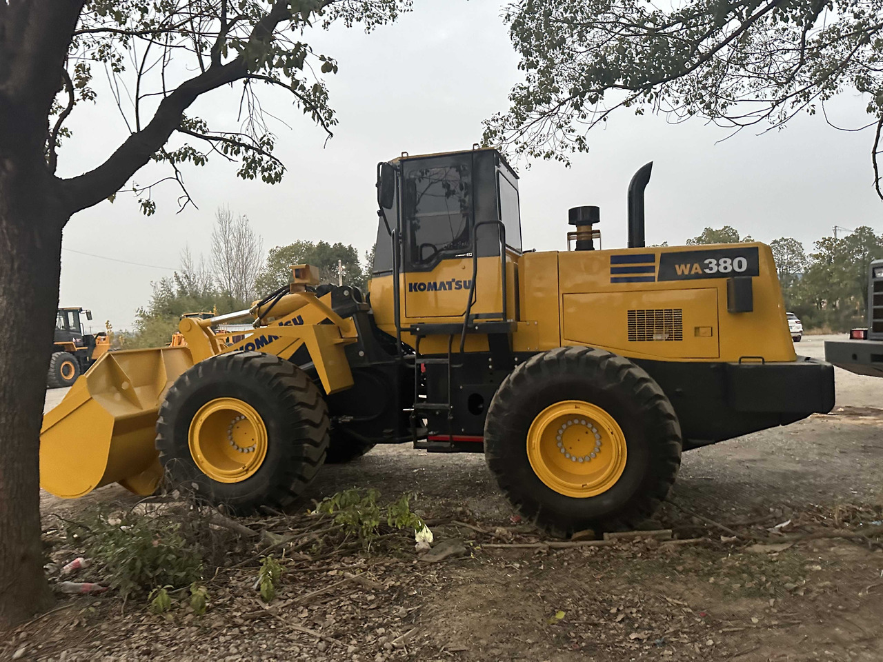 KOMATSU WA380 Wheel Loader Click for Discount - Máy xúc lật bánh lốp: hình 1 KOMATSU WA380 Wheel Loader Click for Discount - Máy xúc lật bánh lốp: hình 1
