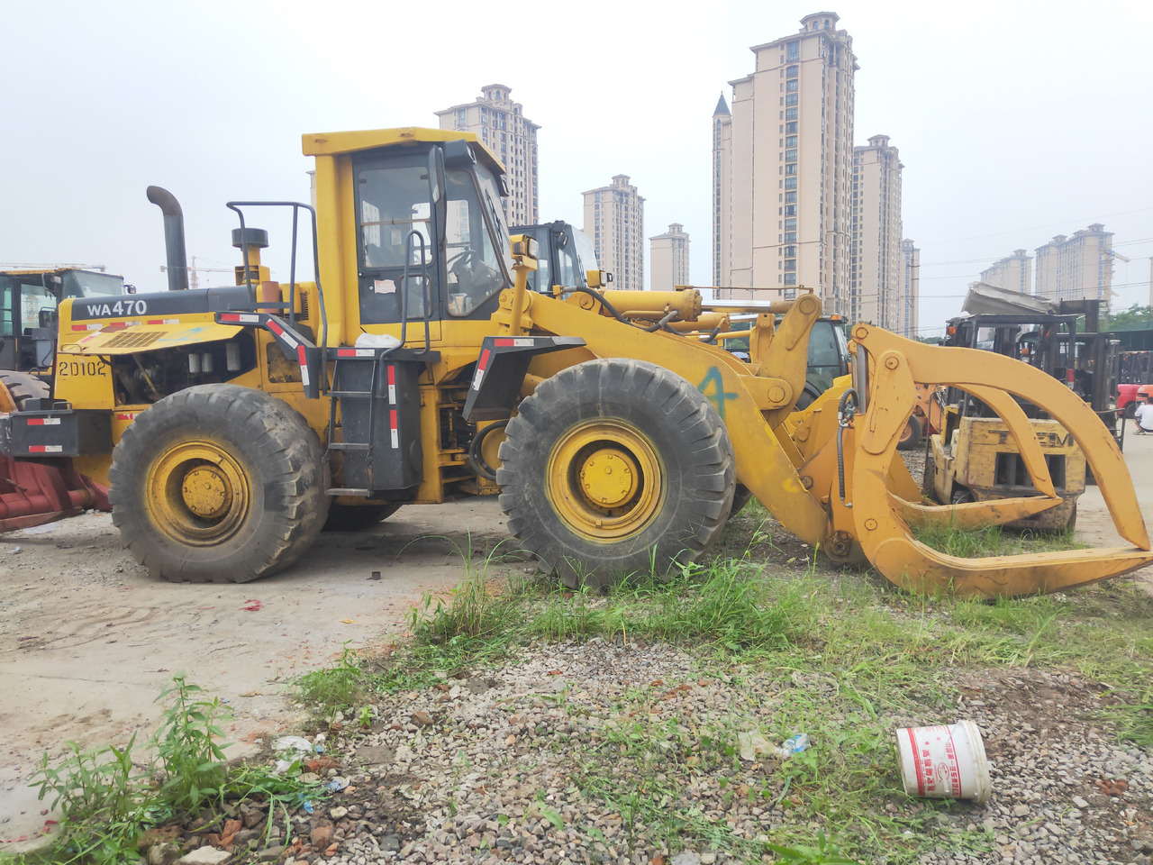 KOMATSU Wheel WA470-3 With a fork - Máy xúc lật bánh lốp: hình 2 KOMATSU Wheel WA470-3 With a fork - Máy xúc lật bánh lốp: hình 2