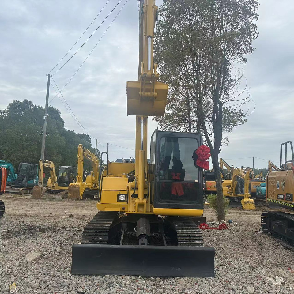 Komatsu PC70-8 Mini Excavator Good Condition - Máy xúc mini: hình 2 Komatsu PC70-8 Mini Excavator Good Condition - Máy xúc mini: hình 2