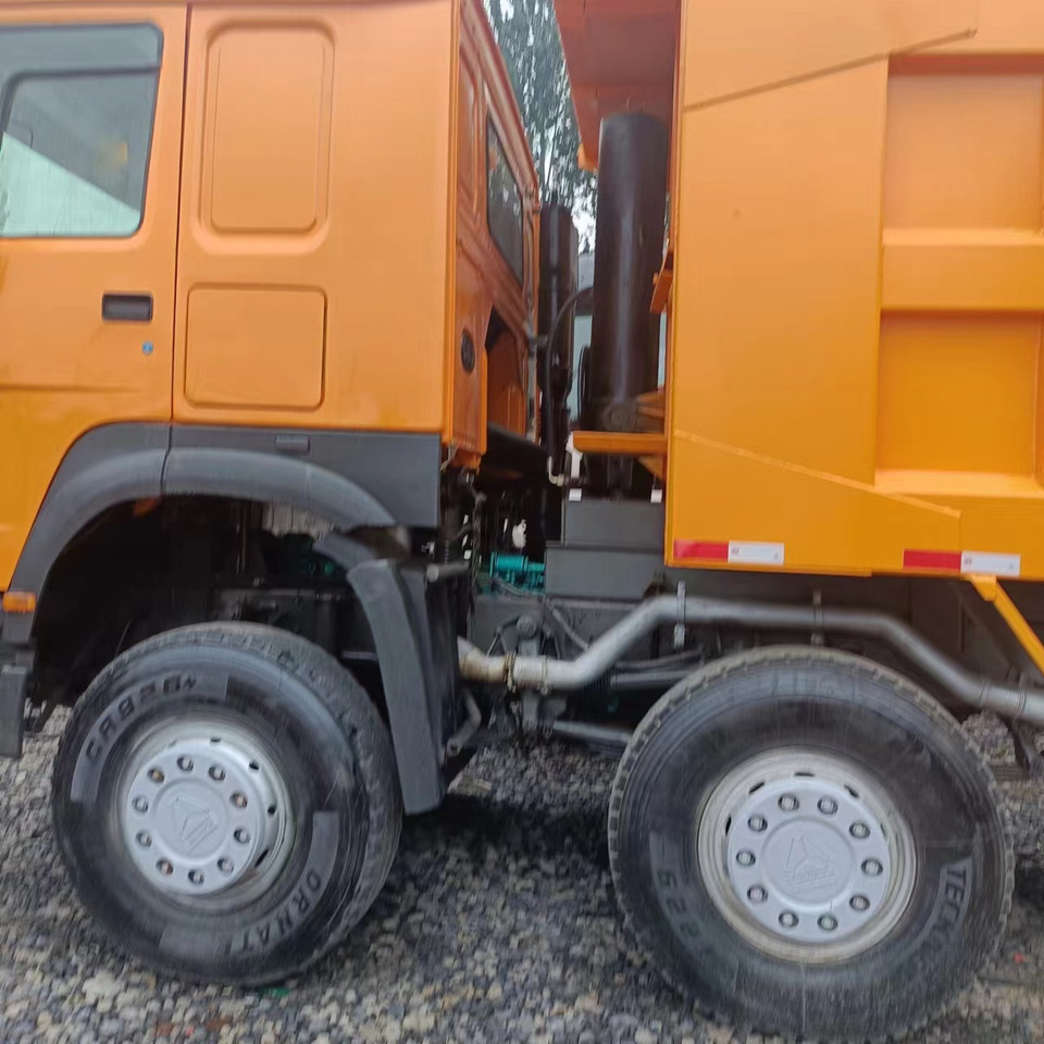 SINOTRUK 8x4 HOWO Dump Truck Click for Discount - Xe ben: hình 5 SINOTRUK 8x4 HOWO Dump Truck Click for Discount - Xe ben: hình 5