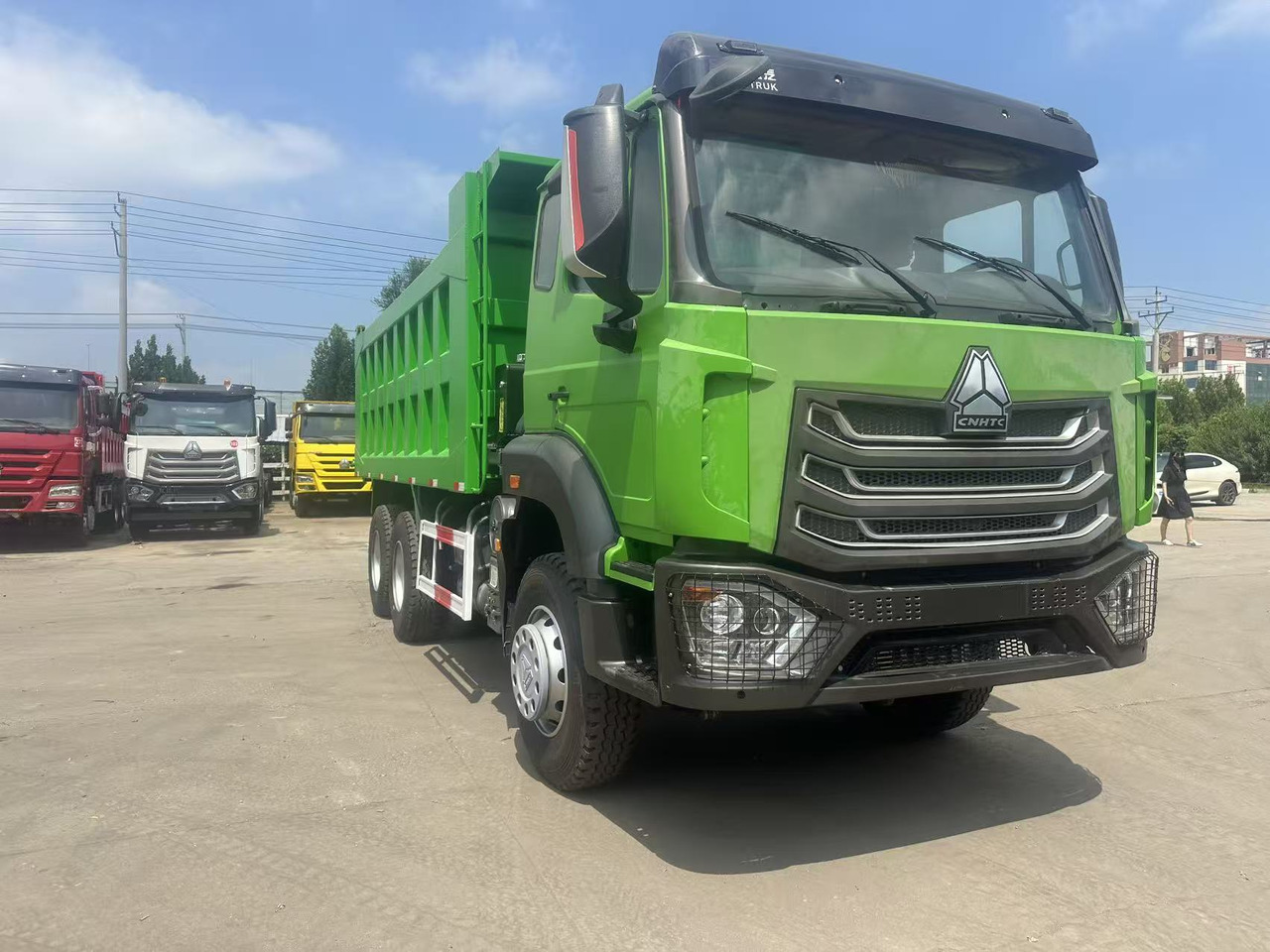 SINOTRUK HOWO 6x4 Dump Truck Click for Discount - Xe ben: hình 2 SINOTRUK HOWO 6x4 Dump Truck Click for Discount - Xe ben: hình 2