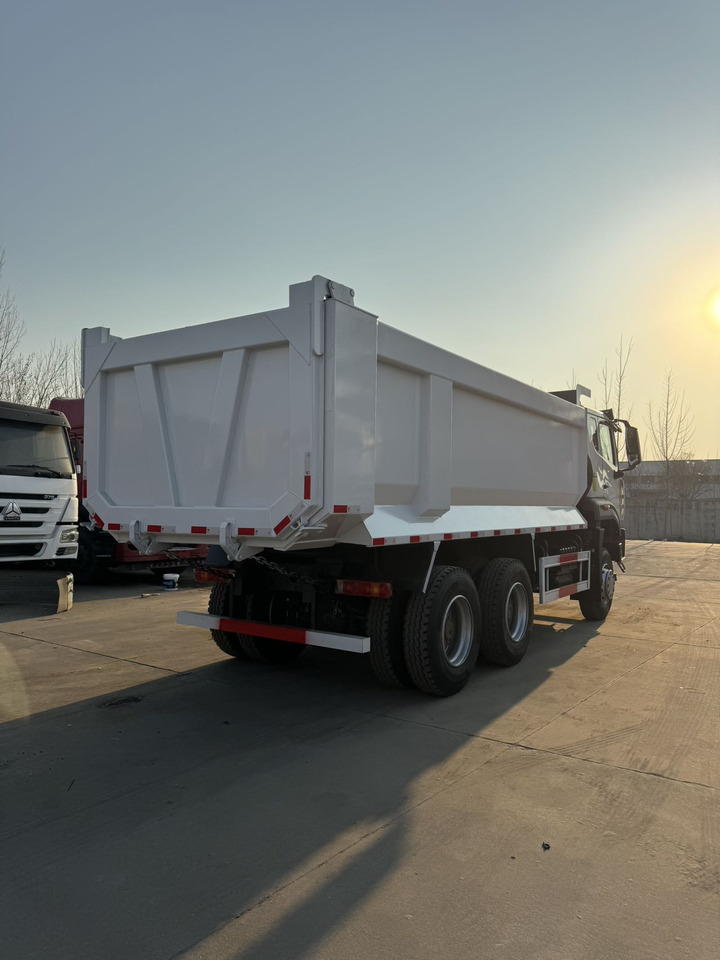 SINOTRUK HOWO NX400 6X4 - Xe ben: hình 4 SINOTRUK HOWO NX400 6X4 - Xe ben: hình 4