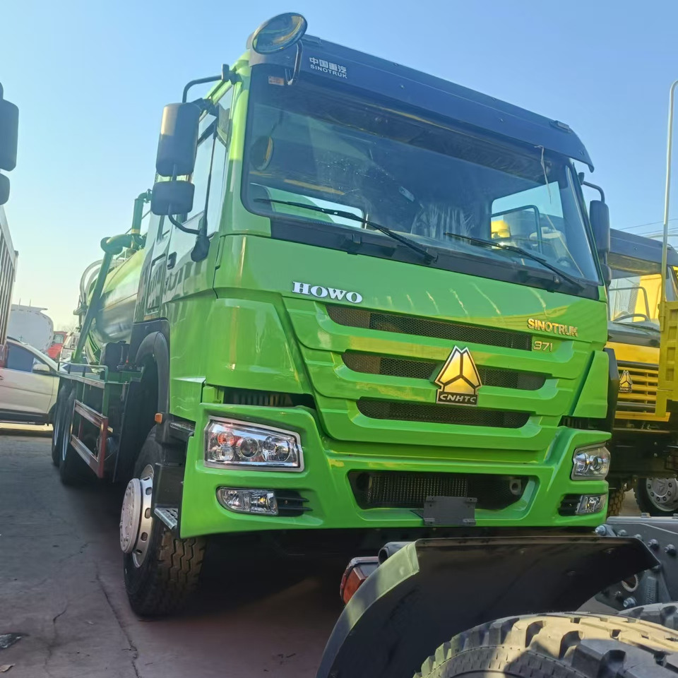 SINOTRUK HOWO Sewage Suction Truck 6*4 Click Here for Discount - Xe tải chân không: hình 1 SINOTRUK HOWO Sewage Suction Truck 6*4 Click Here for Discount - Xe tải chân không: hình 1