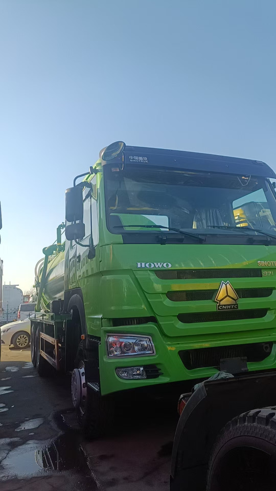 SINOTRUK HOWO Sewage Suction Truck 6*4 Click Here for Discount - Xe tải chân không: hình 3 SINOTRUK HOWO Sewage Suction Truck 6*4 Click Here for Discount - Xe tải chân không: hình 3