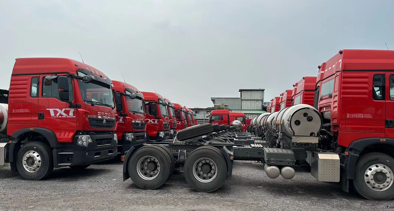 SINOTRUK HOWO TX480HP Tractor Unit Click for Discount - Xe ben: hình 5 SINOTRUK HOWO TX480HP Tractor Unit Click for Discount - Xe ben: hình 5