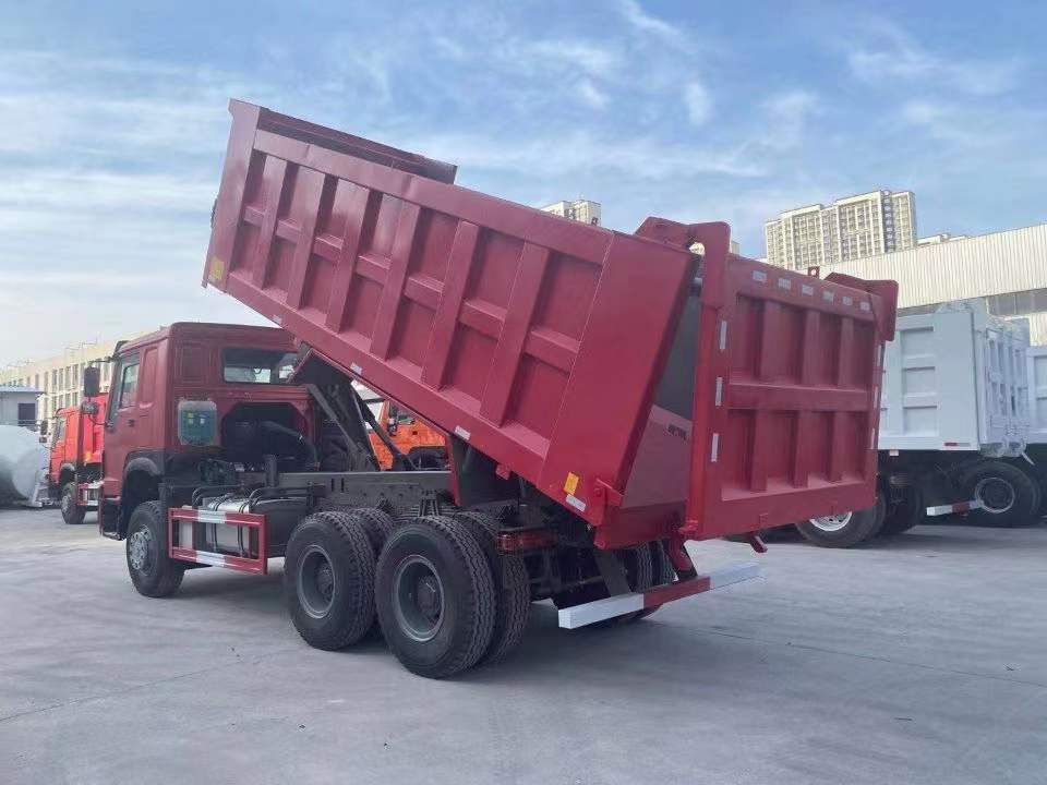 SINOTRUK Howo 371 6X4 click here for DISCOUNT - Xe ben: hình 2 SINOTRUK Howo 371 6X4 click here for DISCOUNT - Xe ben: hình 2