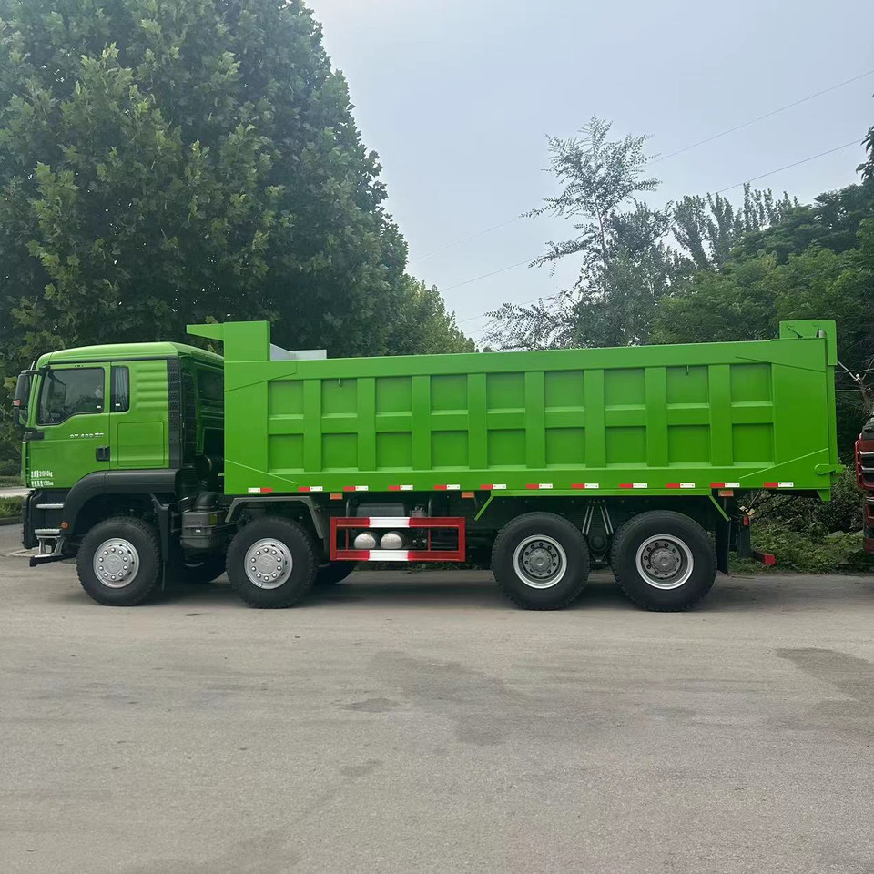 SINOTRUK SITRAK 8X4 CLICK HERE FOR DISCOUNT - Xe ben: hình 3 SINOTRUK SITRAK 8X4 CLICK HERE FOR DISCOUNT - Xe ben: hình 3