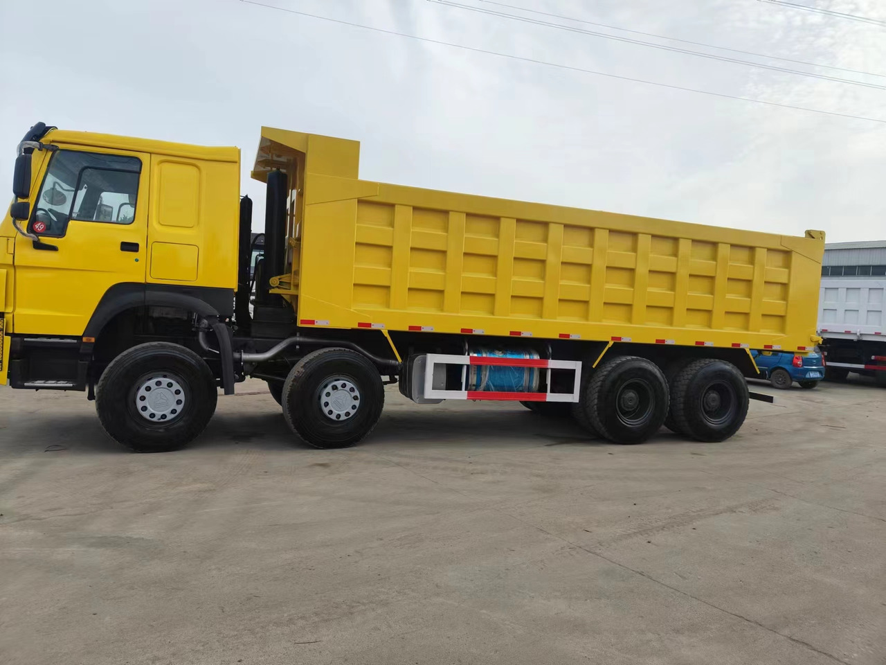Sino HOWO 8x4 Dump Truck Click for Discount - Xe ben: hình 2 Sino HOWO 8x4 Dump Truck Click for Discount - Xe ben: hình 2