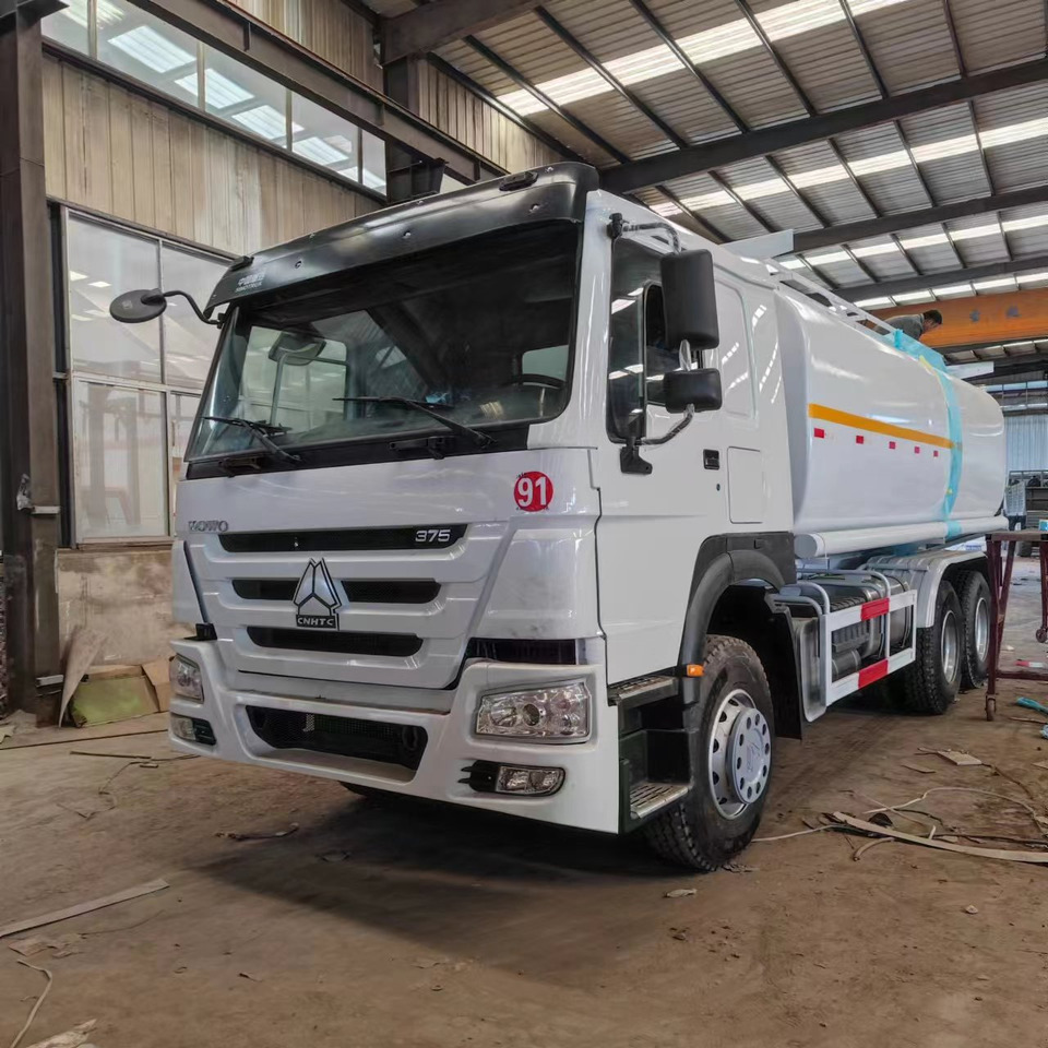 Sinotruck HOWO 371 CLICK HERE FOR DISCOUNT - Xe bồn: hình 1 Sinotruck HOWO 371 CLICK HERE FOR DISCOUNT - Xe bồn: hình 1