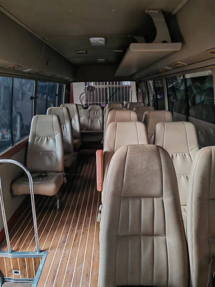 TOYOTA Coaster Mini Bus - Xe đò: hình 5 TOYOTA Coaster Mini Bus - Xe đò: hình 5
