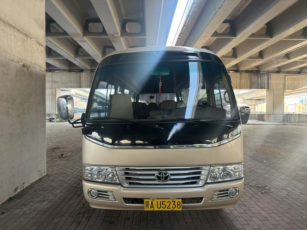 TOYOTA Coaster - Xe bus đô thị: hình 2 TOYOTA Coaster - Xe bus đô thị: hình 2