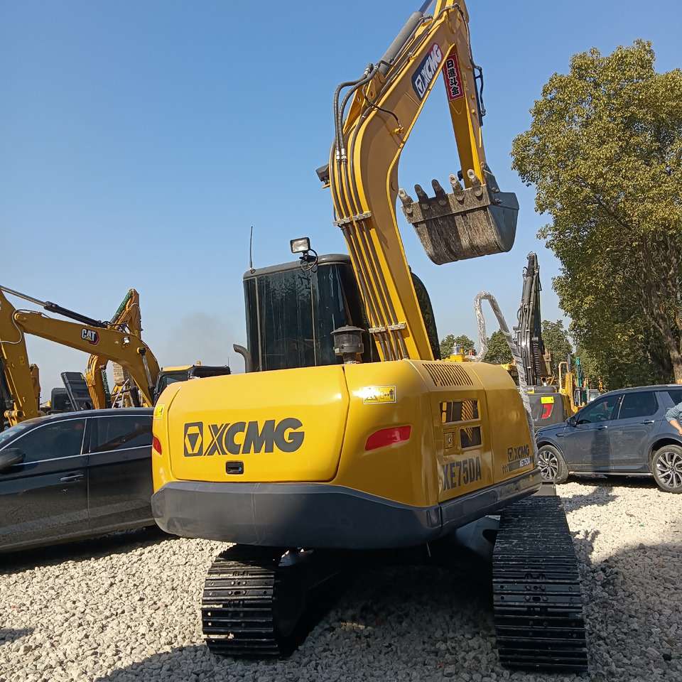 XCMG XE75DA - Máy xúc bánh xích: hình 2 XCMG XE75DA - Máy xúc bánh xích: hình 2