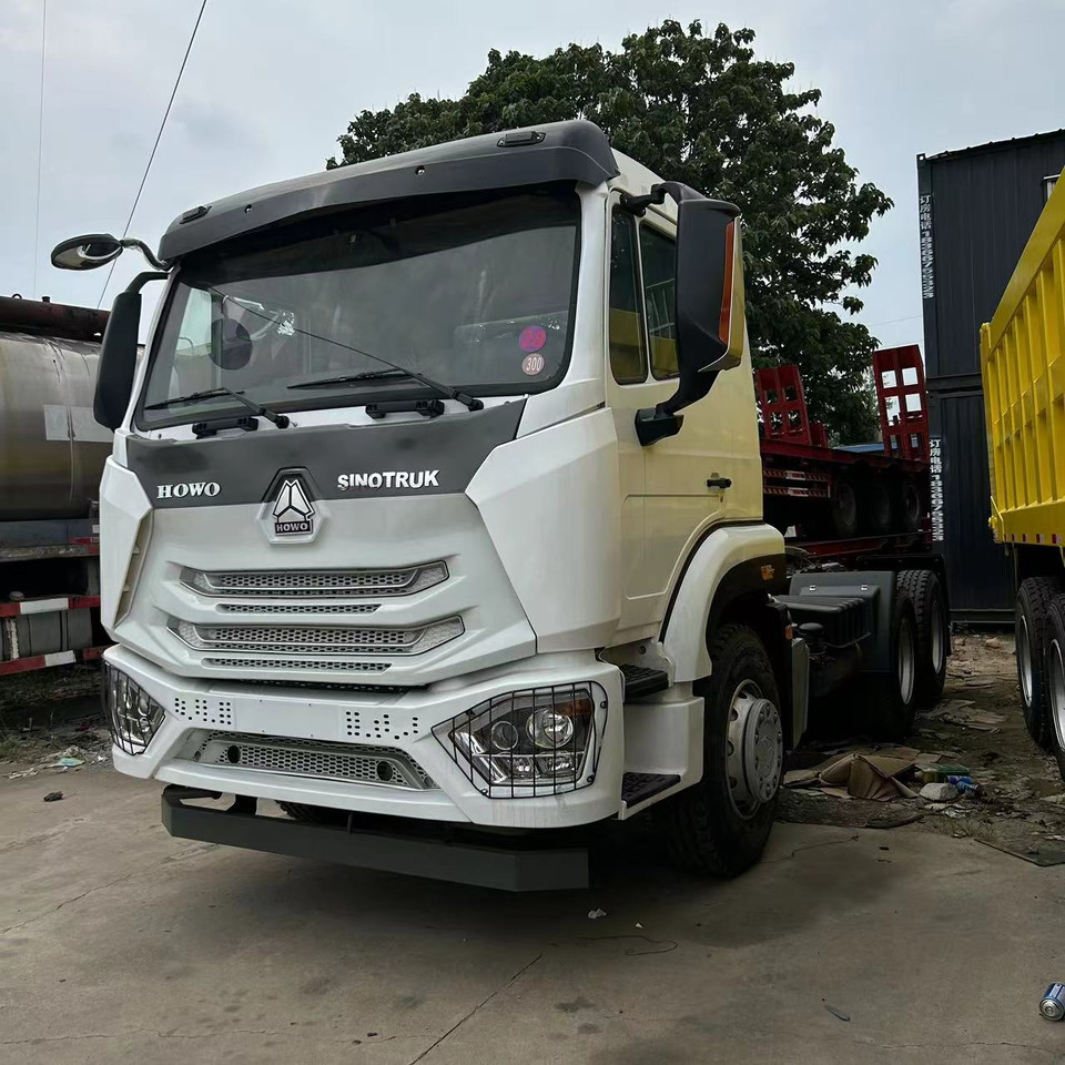 SINOTRUK HOWO 371 CLICK HERE FOR DISCOUNT - Xe đầu kéo: hình 1 SINOTRUK HOWO 371 CLICK HERE FOR DISCOUNT - Xe đầu kéo: hình 1