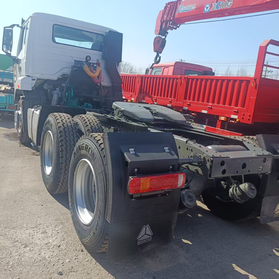 SINOTRUK NX CLICK HERE FOR DISCOUNT - Xe đầu kéo: hình 4 SINOTRUK NX CLICK HERE FOR DISCOUNT - Xe đầu kéo: hình 4