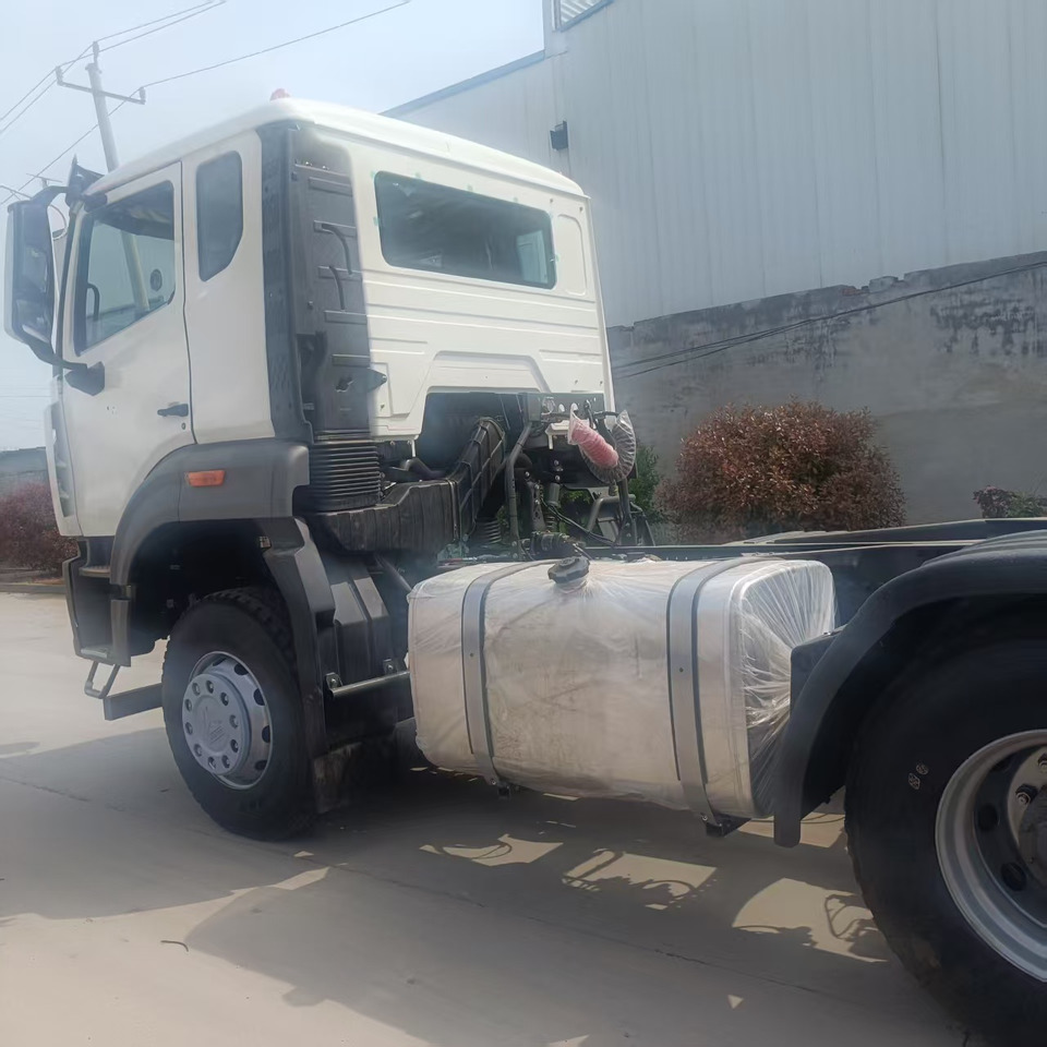 SINOTRUK NX CLICK HERE FOR DISCOUNT - Xe đầu kéo: hình 3 SINOTRUK NX CLICK HERE FOR DISCOUNT - Xe đầu kéo: hình 3