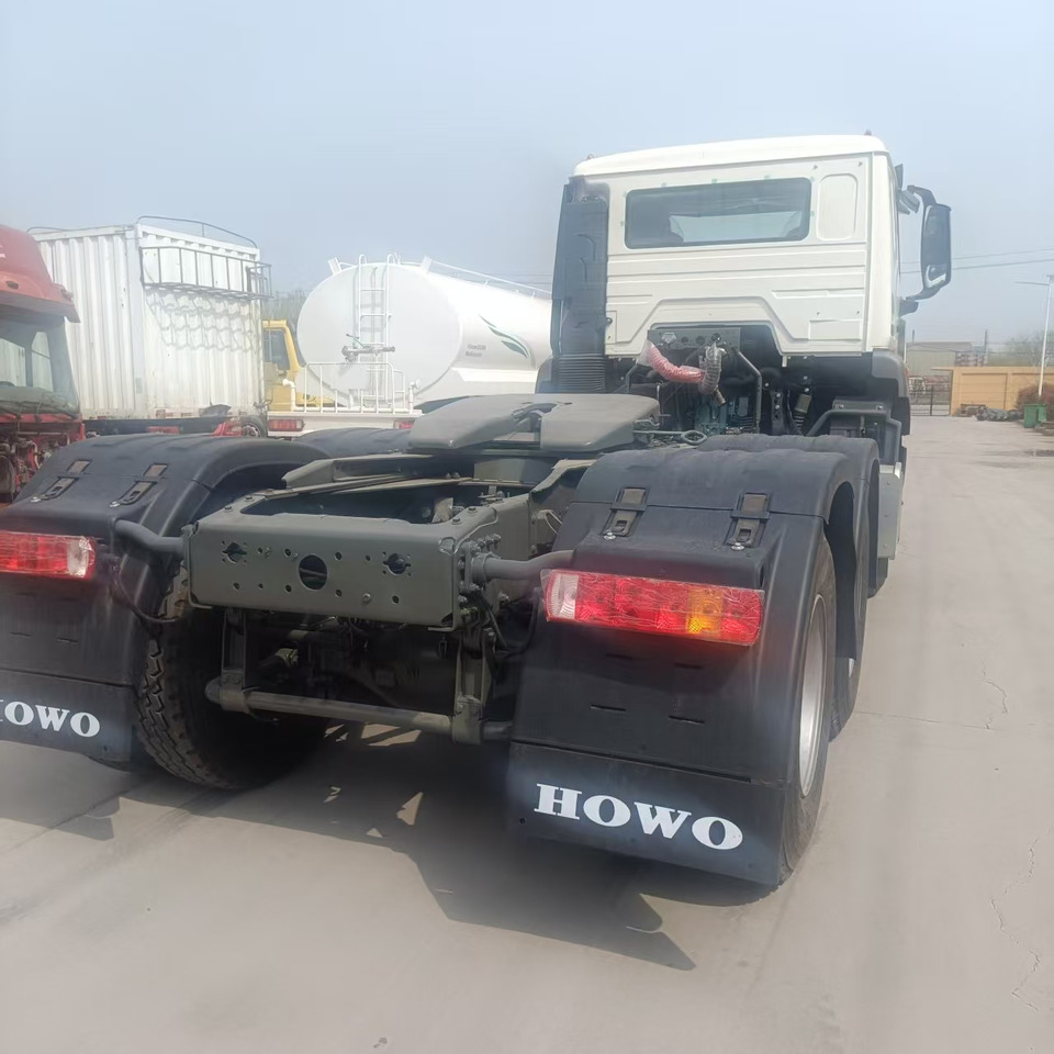 SINOTRUK NX CLICK HERE FOR DISCOUNT - Xe đầu kéo: hình 5 SINOTRUK NX CLICK HERE FOR DISCOUNT - Xe đầu kéo: hình 5