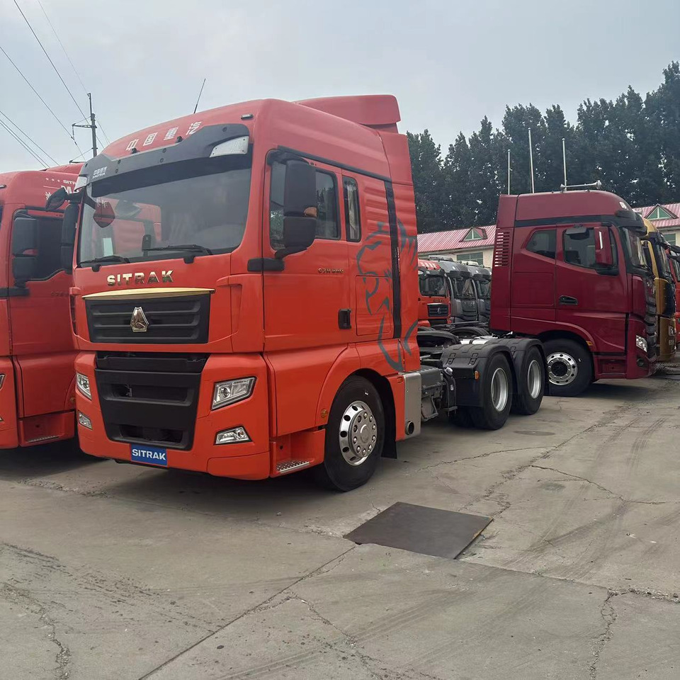 SINOTRUK SITRAK - Xe đầu kéo: hình 2 SINOTRUK SITRAK - Xe đầu kéo: hình 2