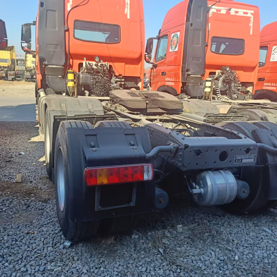 SINOTRUK TH7 CLICK HERE FOR DISCOUNT - Xe đầu kéo: hình 3 SINOTRUK TH7 CLICK HERE FOR DISCOUNT - Xe đầu kéo: hình 3