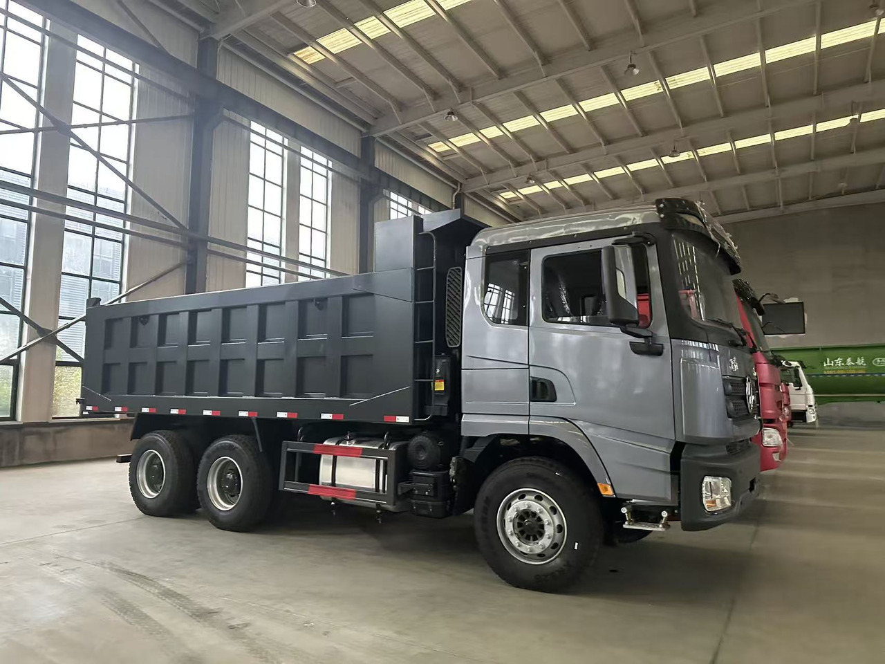 Xe tải HOWO DUMP TRUCK  6✖4: hình 8