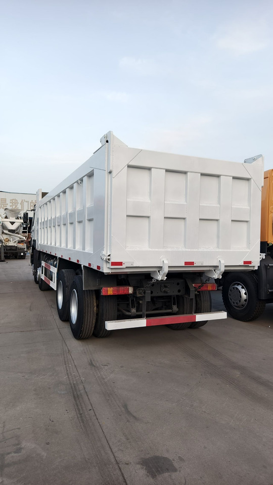 SINOTRUK HOWO 371 8x4 Dump Truck Click for Discount - Xe tải: hình 5 SINOTRUK HOWO 371 8x4 Dump Truck Click for Discount - Xe tải: hình 5