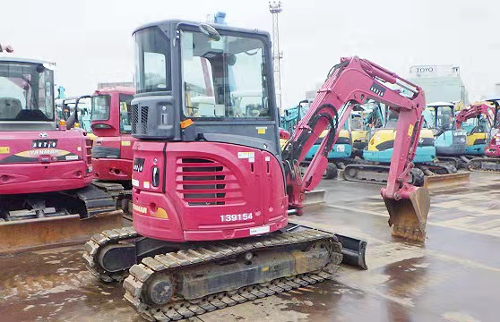 YANMAR VIO30 - Máy xúc mini: hình 1 YANMAR VIO30 - Máy xúc mini: hình 1