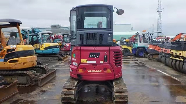 YANMAR VIO30 - Máy xúc mini: hình 2 YANMAR VIO30 - Máy xúc mini: hình 2