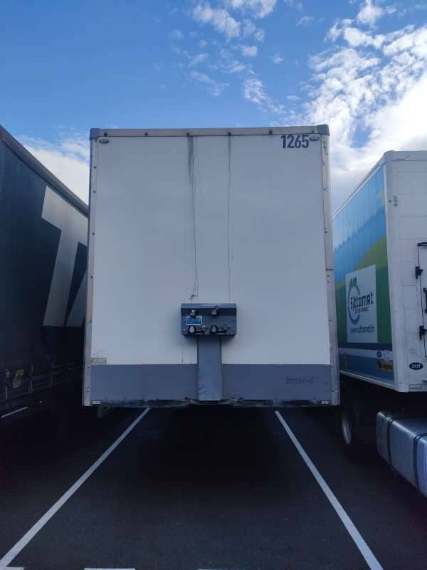 Semi-remorque 2 Essieux 27 TONNES PORTE RELEVANTE - Sơ mi rơ moóc hộp kín: hình 1 Semi-remorque 2 Essieux 27 TONNES PORTE RELEVANTE - Sơ mi rơ moóc hộp kín: hình 1