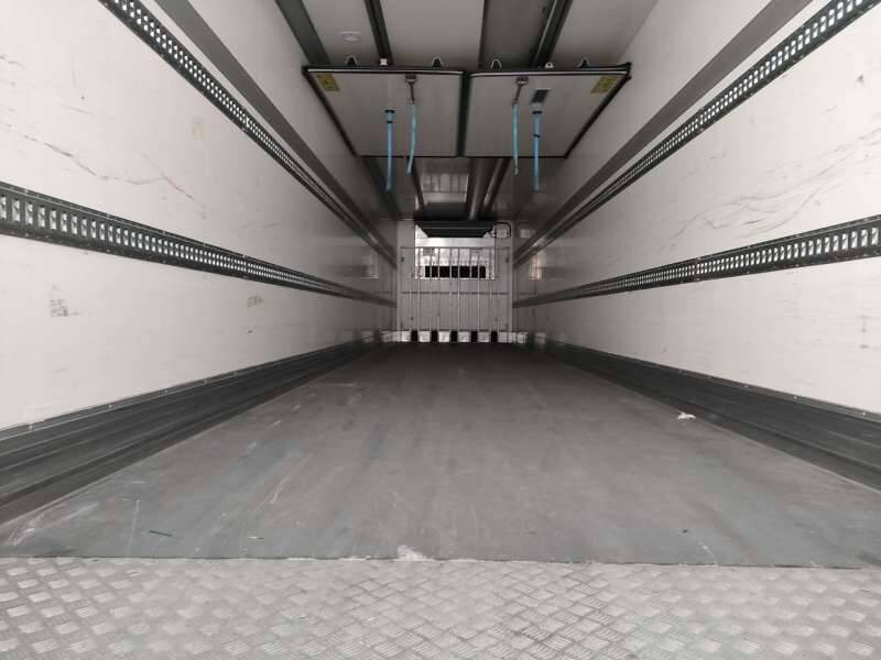 Semi-remorque 3 Essieux 38 TONNES HAYON AUTONOME CAISSE CHEREAU GROUPE CARRIER VECTOR 1950 MT - Sơ mi rơ moóc đông lạnh: hình 4 Semi-remorque 3 Essieux 38 TONNES HAYON AUTONOME CAISSE CHEREAU GROUPE CARRIER VECTOR 1950 MT - Sơ mi rơ moóc đông lạnh: hình 4