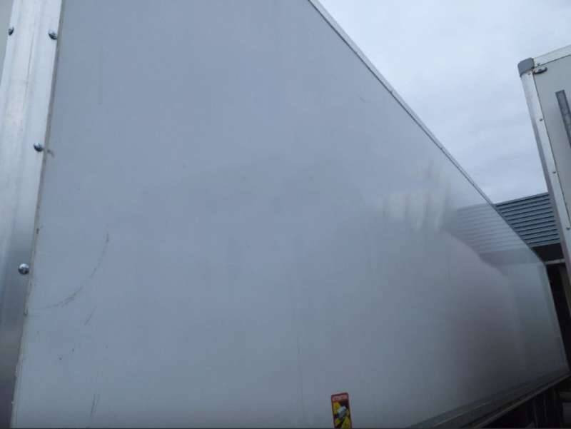 Semi-remorque 3 Essieux SEMI RECONDITONNEE -38 TONNES PORTE RELEVANTE - Sơ mi rơ moóc hộp kín: hình 4 Semi-remorque 3 Essieux SEMI RECONDITONNEE -38 TONNES PORTE RELEVANTE - Sơ mi rơ moóc hộp kín: hình 4