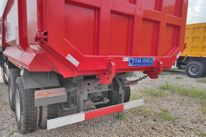 Xe ben để vận chuyển vật liệu cồng kềnh SINOTRUK Howo 371 10 Wheeler Used Dump Trucks for Sale in Congo: hình 7 Xe ben để vận chuyển vật liệu cồng kềnh SINOTRUK Howo 371 10 Wheeler Used Dump Trucks for Sale in Congo: hình 7