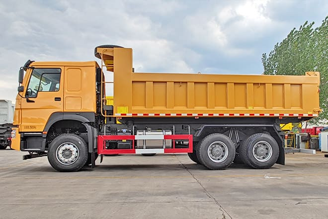Sinotruk Howo 6x4 Tipper Truck for Sale in Guyana - Xe ben: hình 2 Sinotruk Howo 6x4 Tipper Truck for Sale in Guyana - Xe ben: hình 2