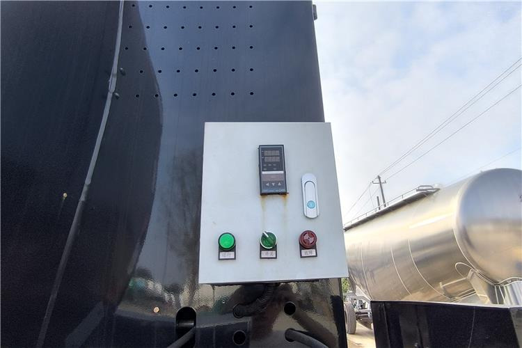 TITAN 3 Axle Asphalt Tank Semi Trailer for Sale In Nigeria - Sơ mi rơ moóc bồn: hình 3 TITAN 3 Axle Asphalt Tank Semi Trailer for Sale In Nigeria - Sơ mi rơ moóc bồn: hình 3