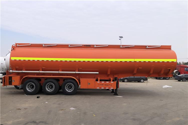 TITAN 45000 Liters Fuel Oil Diesel Tanker Trailer for Sale In Saudi Arabia - Sơ mi rơ moóc bồn: hình 2 TITAN 45000 Liters Fuel Oil Diesel Tanker Trailer for Sale In Saudi Arabia - Sơ mi rơ moóc bồn: hình 2