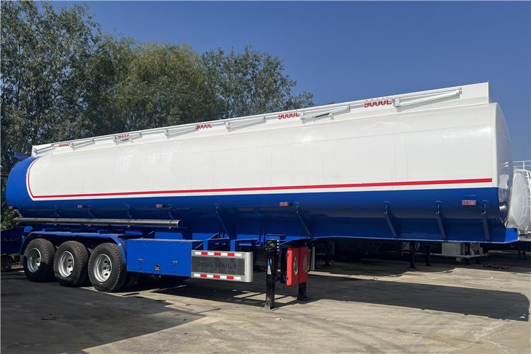 TITAN 45000 Liters Oil Tanker Trailer for Sale In Ghana - Sơ mi rơ moóc bồn: hình 1 TITAN 45000 Liters Oil Tanker Trailer for Sale In Ghana - Sơ mi rơ moóc bồn: hình 1