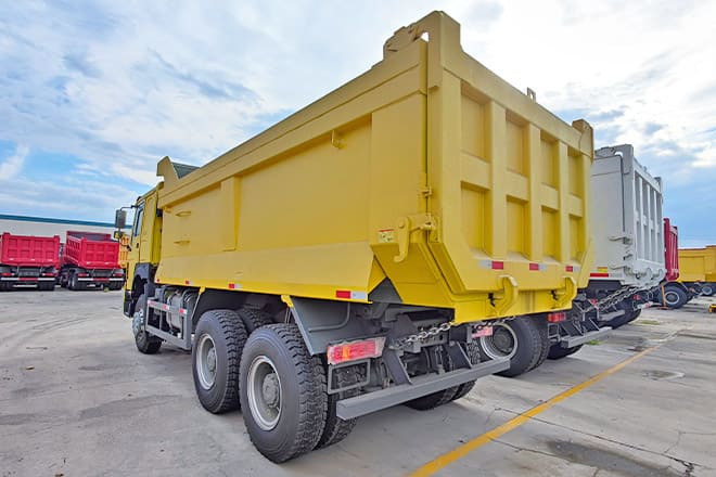 TITAN Howo 430 6x4 Dump Truck for Sale in Tanzania - Xe ben: hình 5 TITAN Howo 430 6x4 Dump Truck for Sale in Tanzania - Xe ben: hình 5