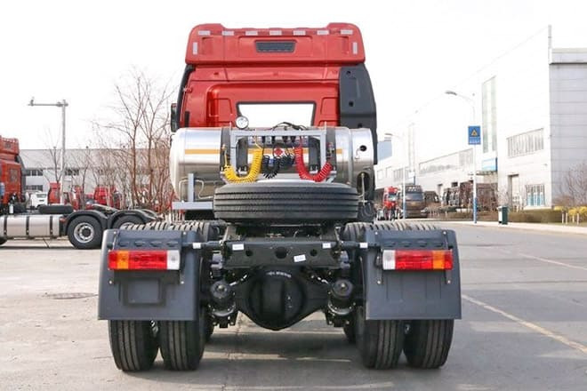 FAW FAW 6X4 Trucks for Sale Prices in Vanuatu - Xe đầu kéo: hình 4 FAW FAW 6X4 Trucks for Sale Prices in Vanuatu - Xe đầu kéo: hình 4