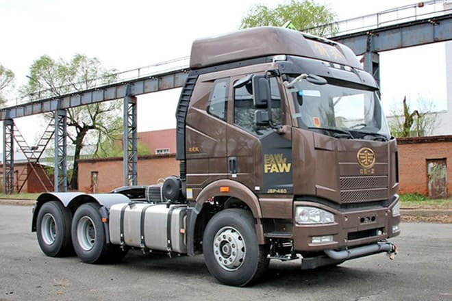 FAW Faw J6P 390 Truck New Model for Sale in Djibouti - Xe đầu kéo: hình 2 FAW Faw J6P 390 Truck New Model for Sale in Djibouti - Xe đầu kéo: hình 2