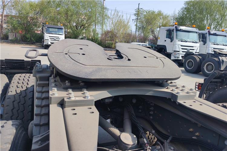 SINOTRUK Howo New Model 430HP Truck Tractor Price In Mauritania - Xe đầu kéo: hình 5 SINOTRUK Howo New Model 430HP Truck Tractor Price In Mauritania - Xe đầu kéo: hình 5