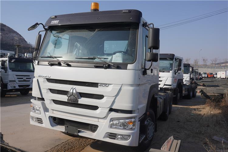 SINOTRUK Howo Truck Head Price 400HP for Sale In Guinea - Xe đầu kéo: hình 2 SINOTRUK Howo Truck Head Price 400HP for Sale In Guinea - Xe đầu kéo: hình 2
