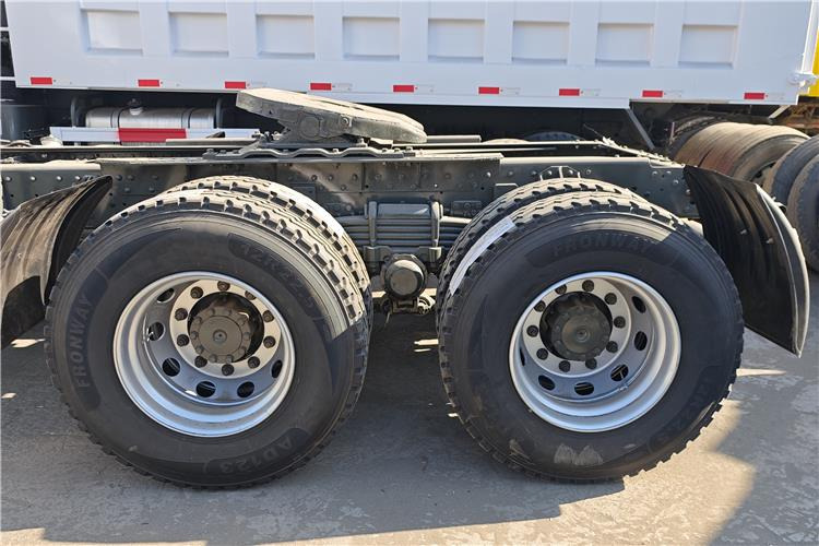 Sinotruk Used Hohan Truck Tractor 10 Wheeler for Sale In Burkina Faso - Xe đầu kéo: hình 3 Sinotruk Used Hohan Truck Tractor 10 Wheeler for Sale In Burkina Faso - Xe đầu kéo: hình 3