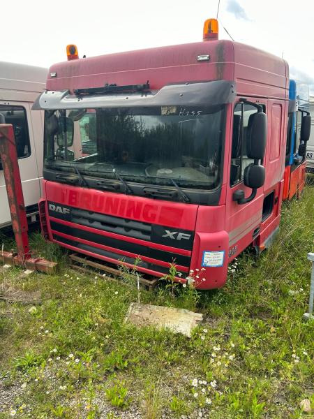 DAF XF105-510 Rouge Grenat - Cabin cho Xe tải: hình 1 DAF XF105-510 Rouge Grenat - Cabin cho Xe tải: hình 1